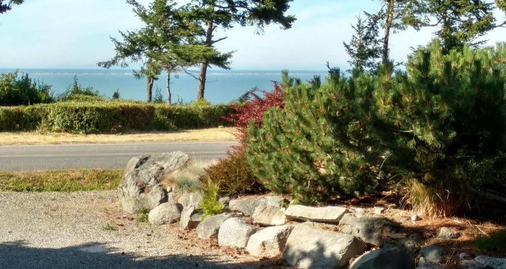 Greenhouse Inn By The Bay Sequim Exterior photo